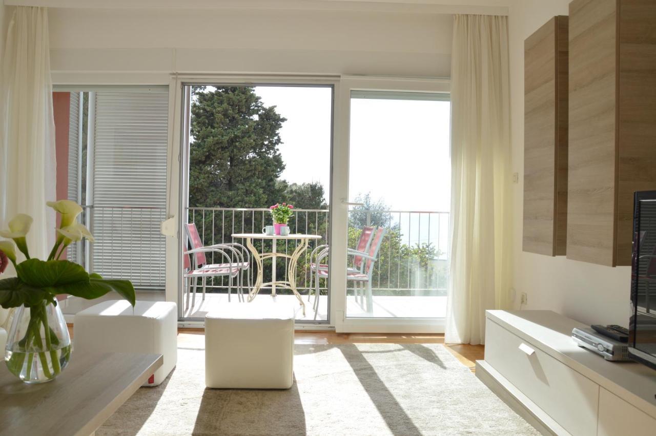 Apartment Silvija Sea View Ουμάγκ Εξωτερικό φωτογραφία