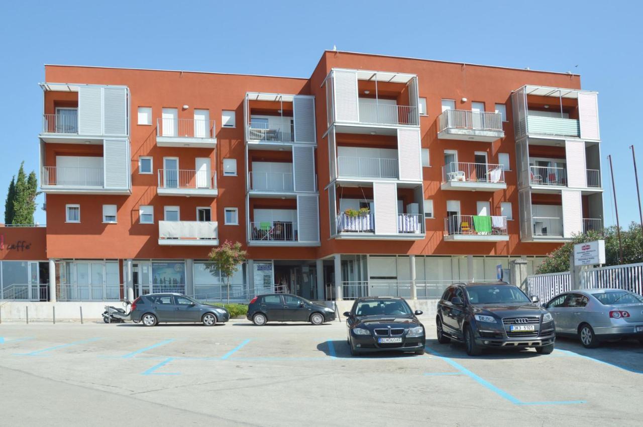 Apartment Silvija Sea View Ουμάγκ Εξωτερικό φωτογραφία